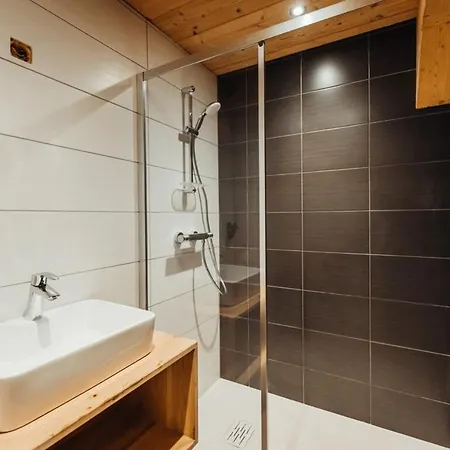 Vouvy Furnished Flat