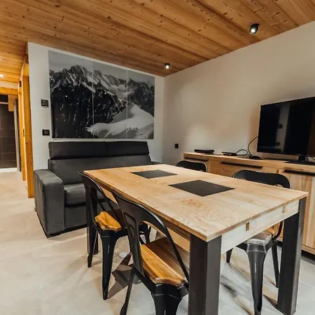 Vouvy Furnished Flat Apartment